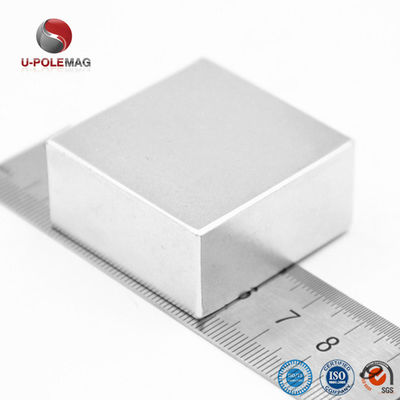 High Magnetic Flux Sintered Neodymium Square Magnet Block in Customized Grade N35-N52