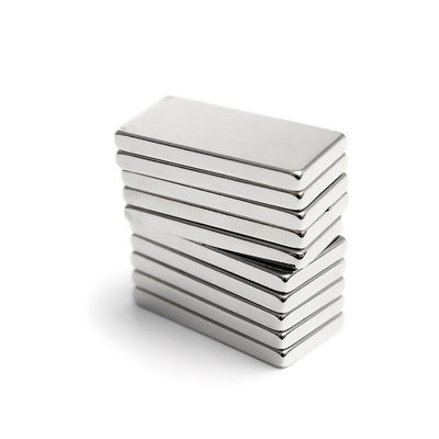 Customized Magnet Size Neodymium Magnet Composite Super Strong Permanent N52 Blocks