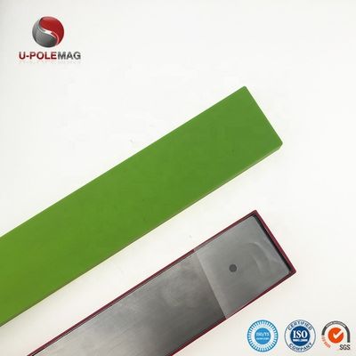 Convenient 10 Inch Silicon Magnetic Knife Holder Knife Rack for Easy Access to Knives