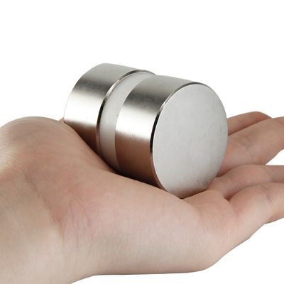 Industrial Magnet Strong Permanent N52 Neodymium Magnet Disc with ISO9001