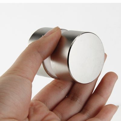 Industrial Magnet Strong Permanent N52 Neodymium Magnet Disc with ISO9001