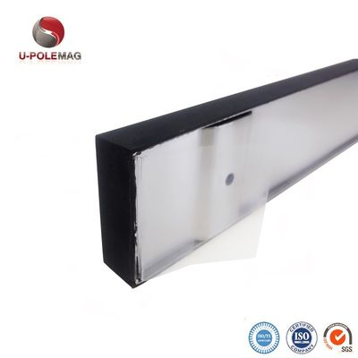 ISO9001 2000 System Silicon Magnetic Knife Holder for Easy Storage and Access