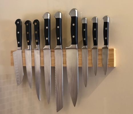 Oak Wood Magnetic Knife Holder Wall Mount Space-Saving Kitchen Accessory 680-995g