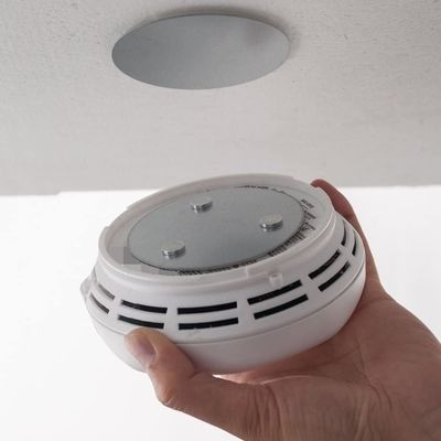 ISO9001 2000 Certified 3pcs Magnetic Smoke Detector Mount with System and NdFeB Grade