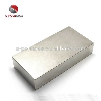 Main Materials NdFeB Magnet 100mm Three Poles Giant Block for Precise Applications