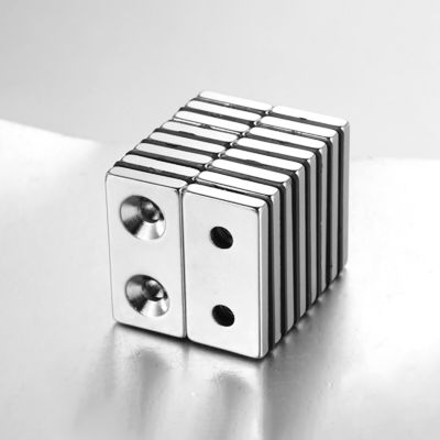Super Strong Double Hole Neodymium Block Magnets for Engineering Temperature Resistance