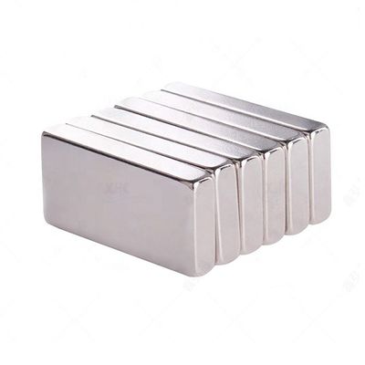 Rectangular Thin Magnet 20x10x3mm 3.3kg Force for Max Working Temperature 80 Centigrade